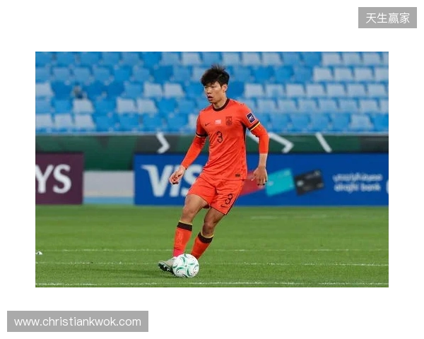 北青:U23国足主力球员贺一然今日抵达成都,即将加盟成都蓉城 北青:U23国足主力球员贺一然今日抵达成都,即将加盟成都蓉城