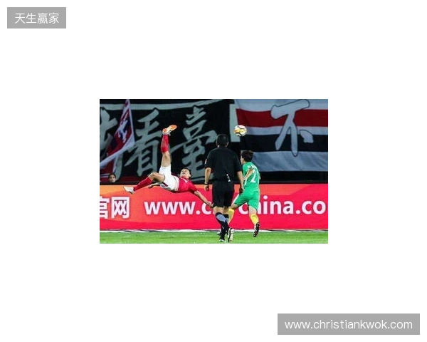 凌空落叶斩!热议杜月徵世界波:比帕瓦尔那球还漂亮!杜德里格斯